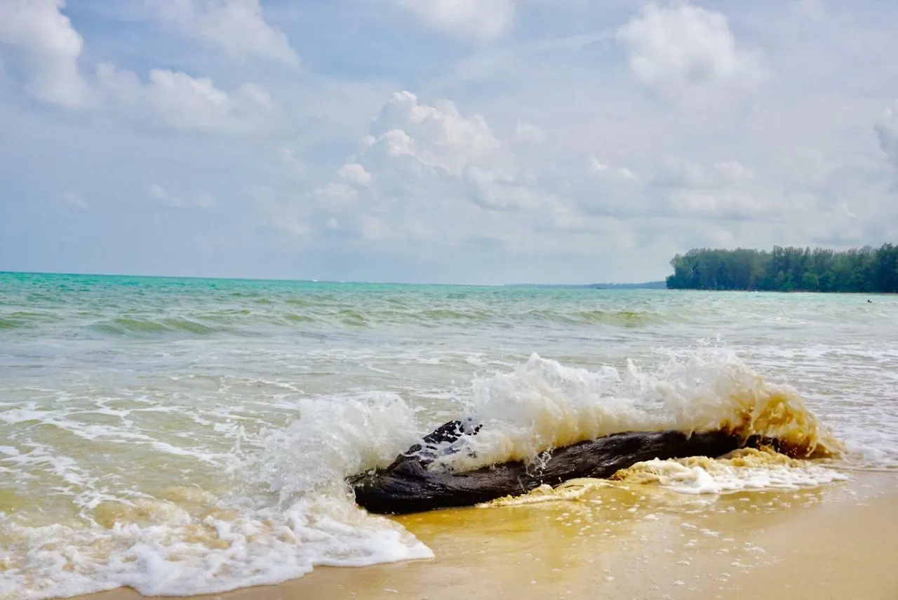 Hotel Sun & Sea Nai Yang Phuket Thailand